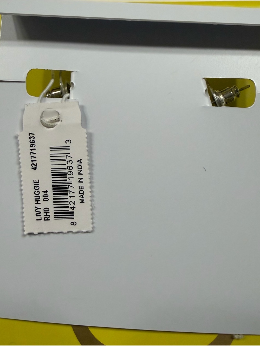 Kendra Scott Livy Huggie Earrings - Picture 5 of 8